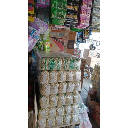 

kacang kupas