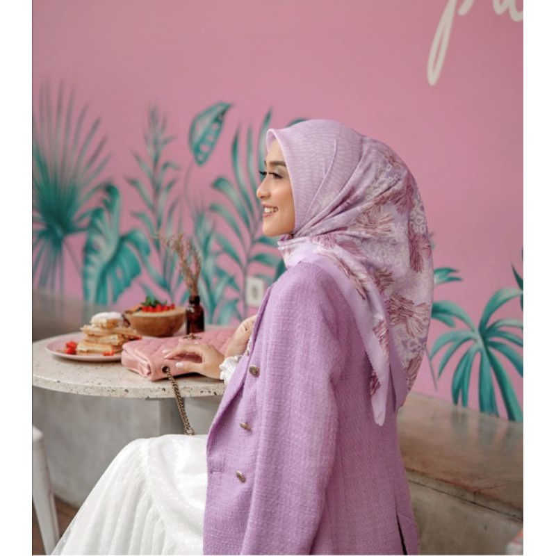 SALE  Buttonscarves Les Amities Reborn Lilac