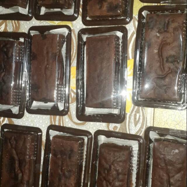 

Hand made Brownies Cake
