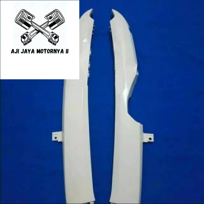Cover Dek Bawah Samping Scoopy Fi 2013-2016 Putih
