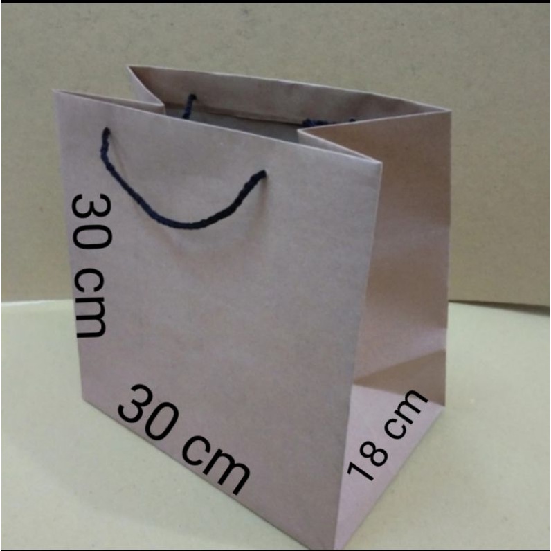 

Paper Bag 30X18X30 cm Tas Karton Tas Kertas Kemasan Packing