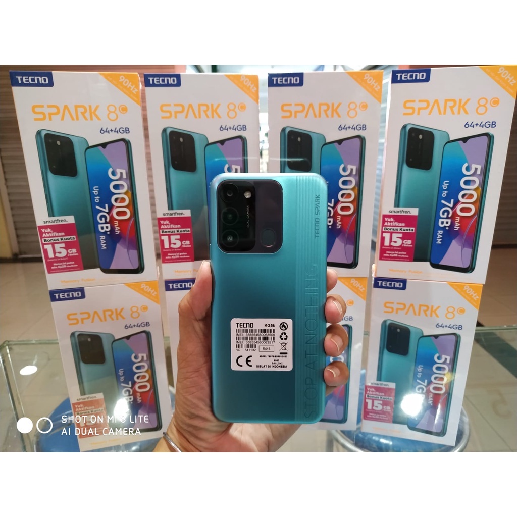 HP -TECNO - Spark 8C, RAM 4/64 GB,90Hz,battery 5000 Mah,camera 13 MP garansi resmi 1 tahun