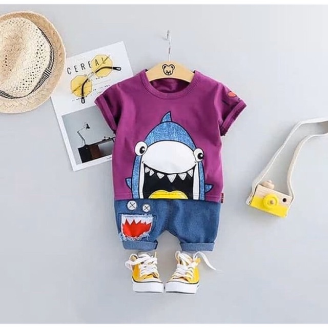 Setelan hungry shark