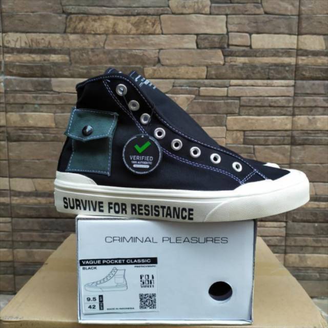 POISON STREET SIZE 42