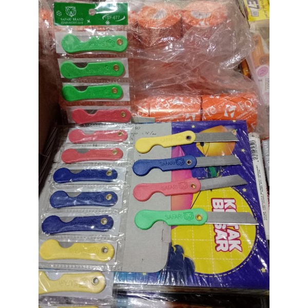 

Premes Cater Renteng Warna