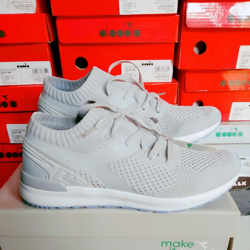 Sepatu Diadora Running Ricco (Women) Grey