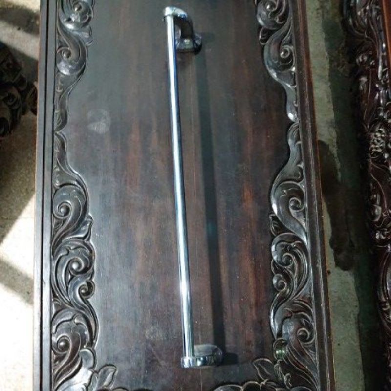 pegangan kamar mandi / tempat handuk