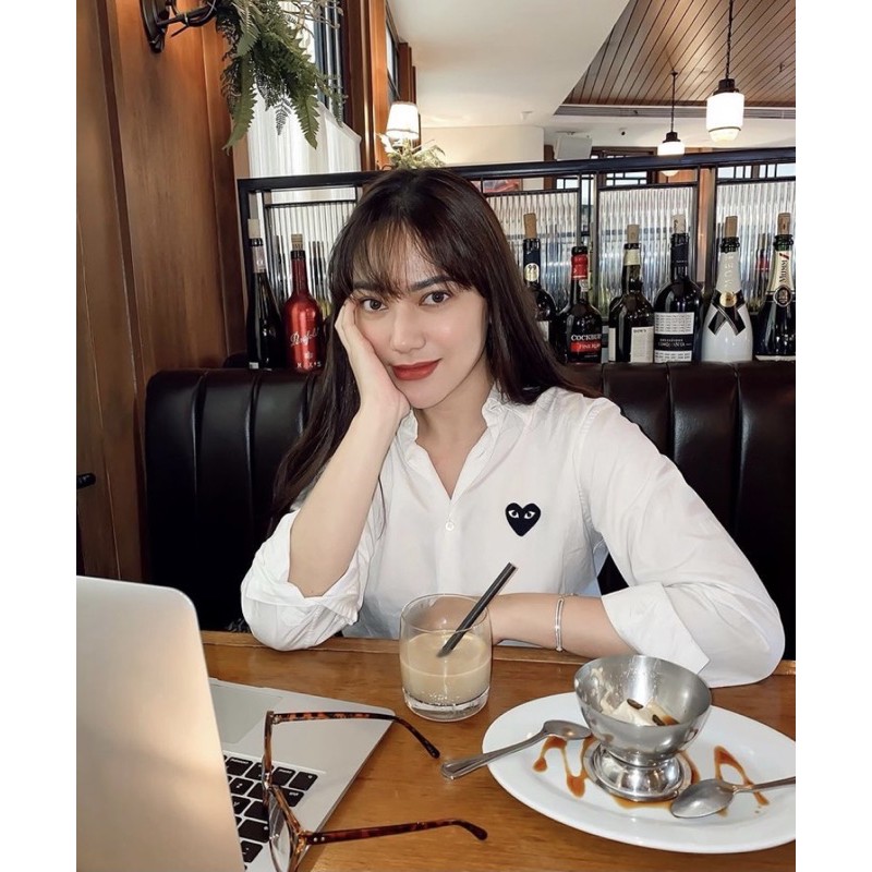 kemeja CDG play (kemeja putih hati hitam)