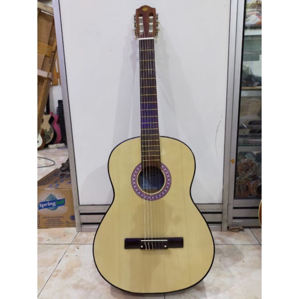 gitar nylon yamaha gratis packing kayu