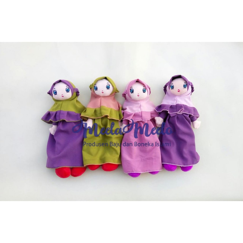 Boneka muslimah boneka mainan boneka edukasi baju dan jilbab bisa di lepas