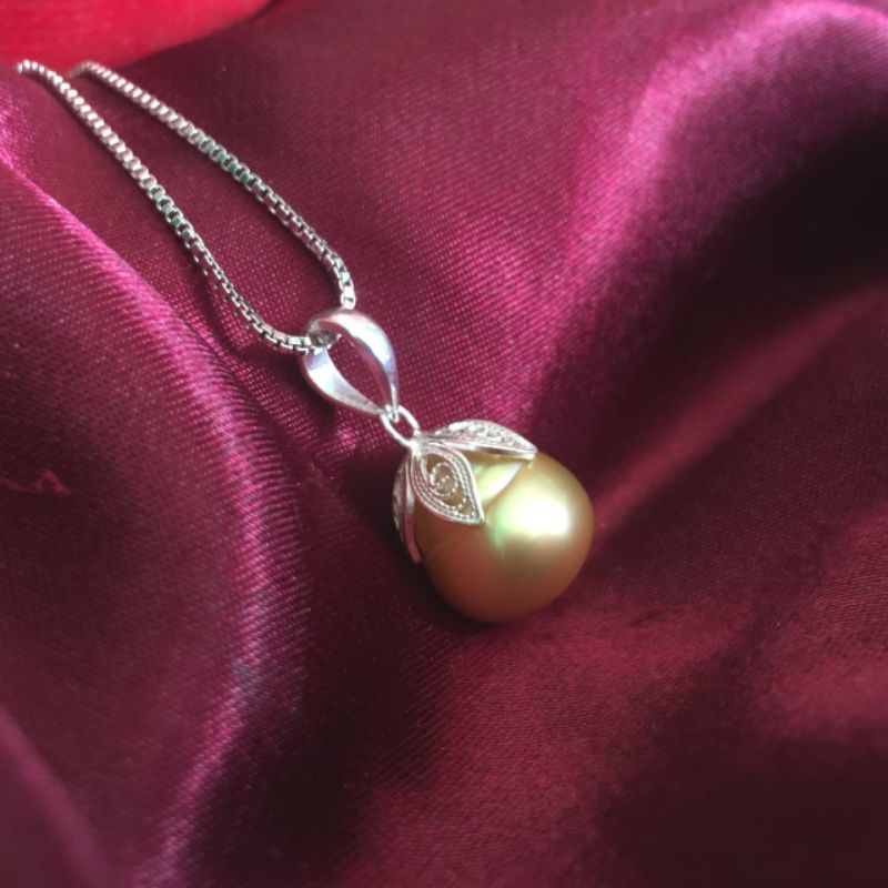 Liontin perak mutiara air laut barok bersertifikat