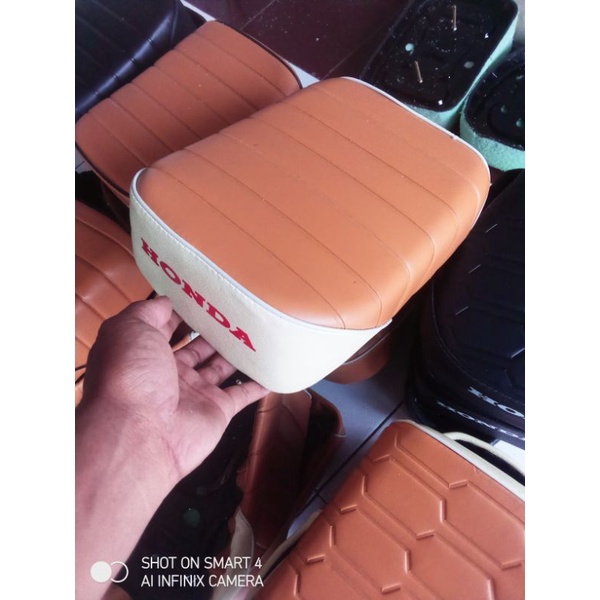 jok belakang pispot .jok pisah ,jok pedotan c70 belakang