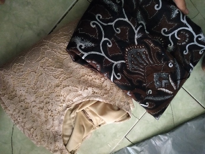 Shopashop Solo Batik Couple Velina Brukat Corneli Free Selendang