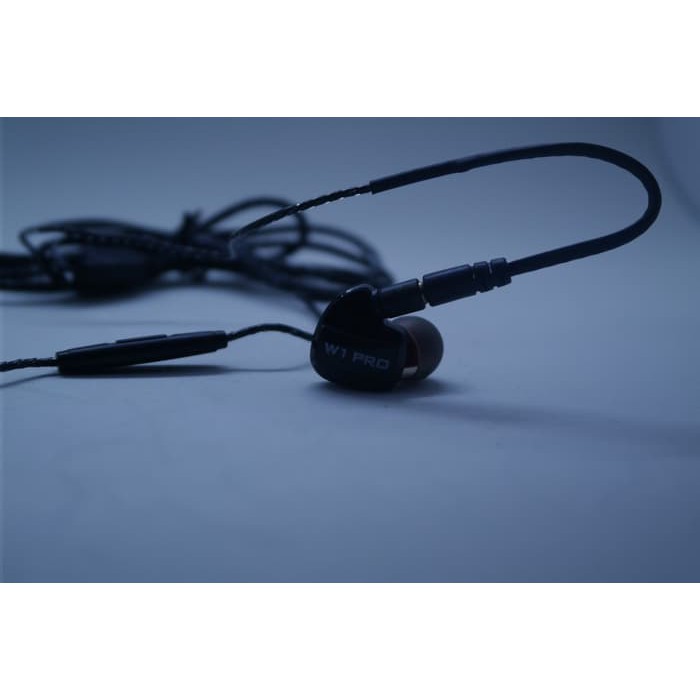 W6 Pro Stereo Bass Earphone Sport Headset With Mic+Detachable Cable