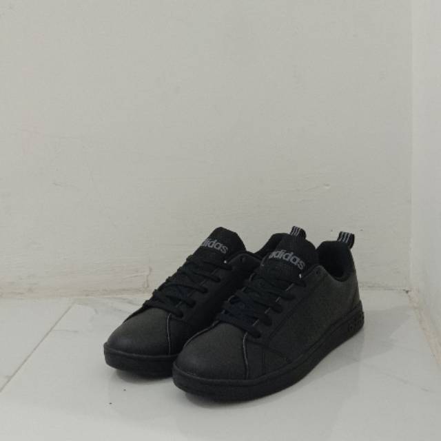 Adidas Neo advantage full black