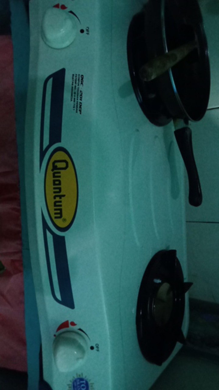 Paket Quantum Kompor Gas 2 Tungku Qgc 201 Dep Dan Selang Regulator Gas Qrl 142