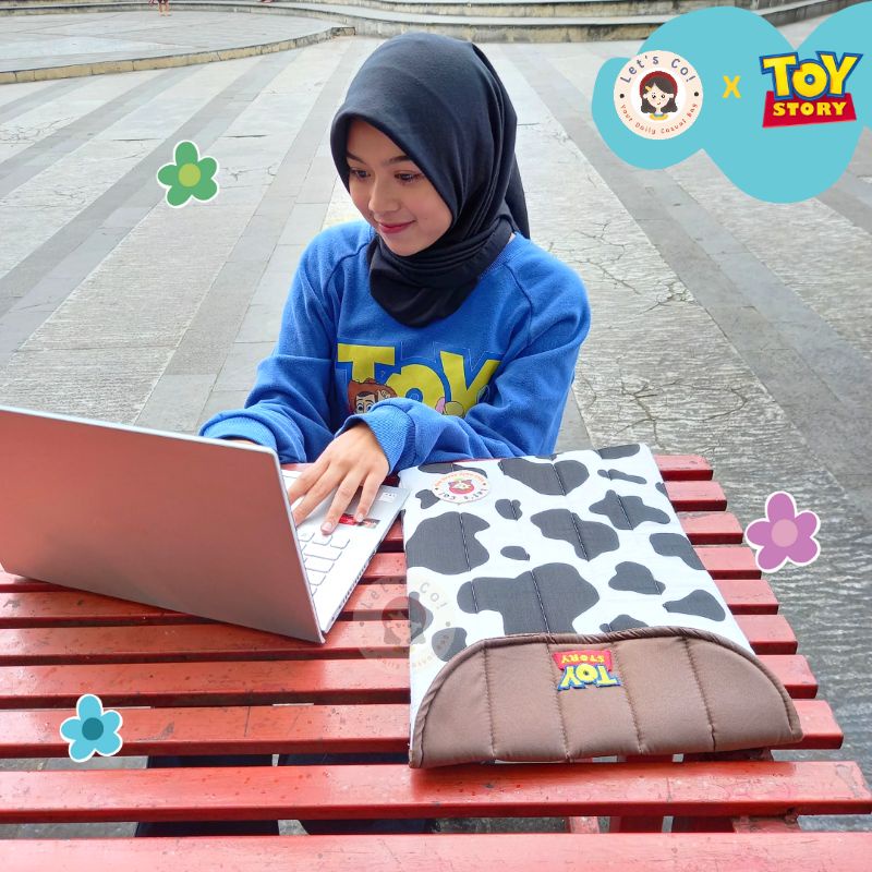 FREE Sticker Tas Laptop TOY STORY EDITION / Puffy Laptop Sleeve TOY STORY 13&quot;-15&quot; by Let's Co!