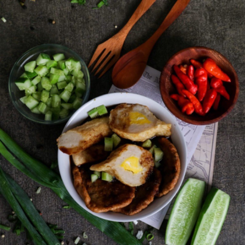 

Pempek Asli Palembang - Pempek Ikan Tenggiri ( Pempek CekMey Paket 1)