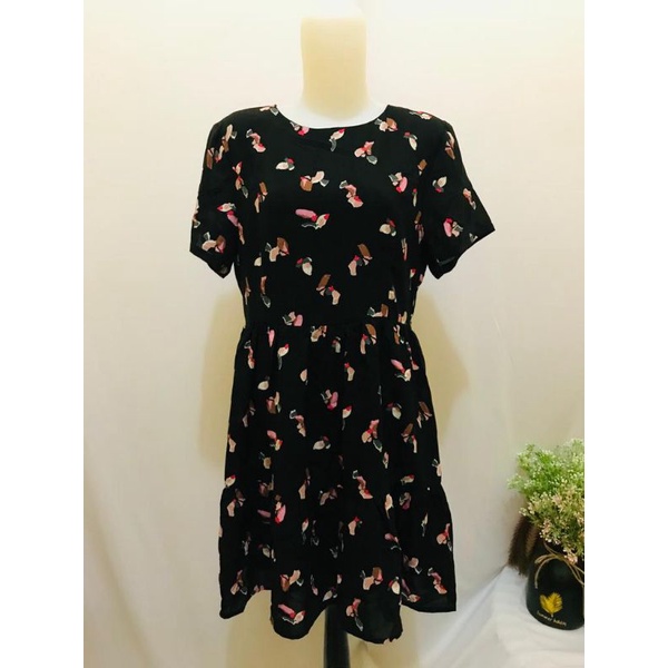 dress bahan sifon motif abstrak