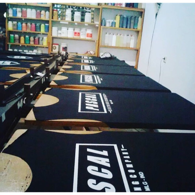 

Kububarat industri sablon & konveksi