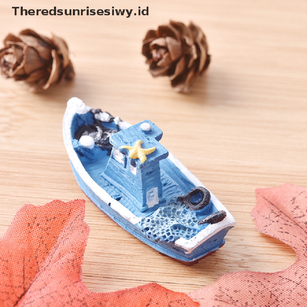 Theredsunrisesiwy.Id 1pc Miniatur Kapal Pesiar Untuk Dekorasi Lansekap Mikro / Rumah / Taman Diy