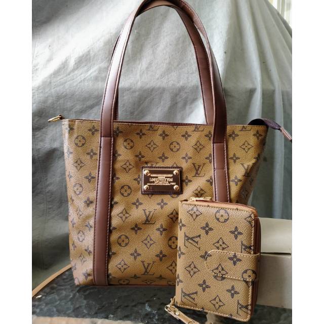 1 set tas Tote bag semi premium + dompet Lv