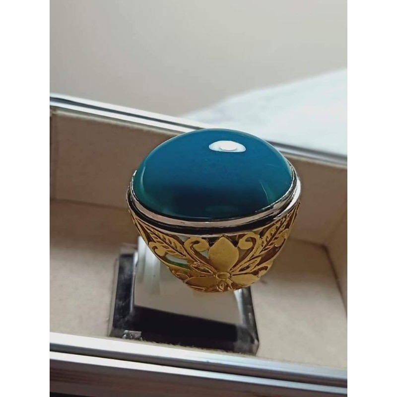 bacan bluish
