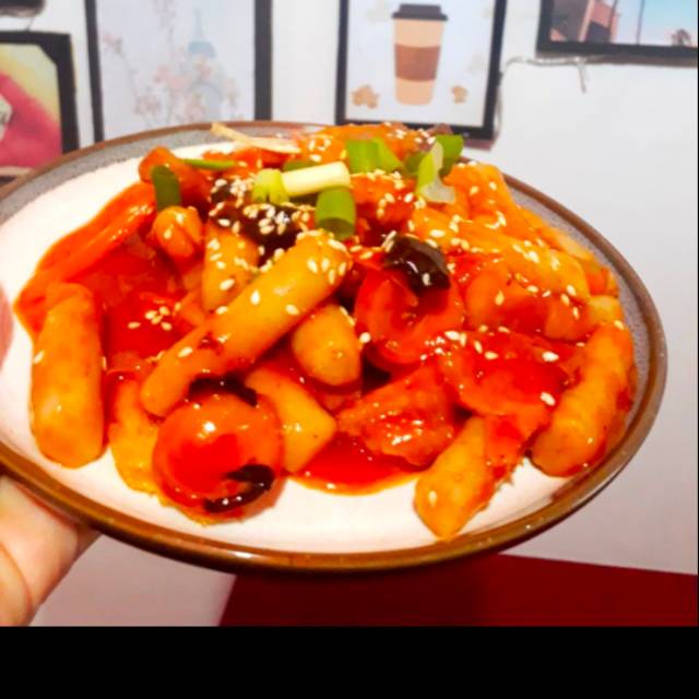 

Tokpokki/ tteokbokki (siap makan)