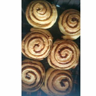 

Cinnamon rolls by Dapur Sabil cinnamonroll Roti atau Kue aroma cinnamon yang sedap cocok dengan manisnya palm sugar