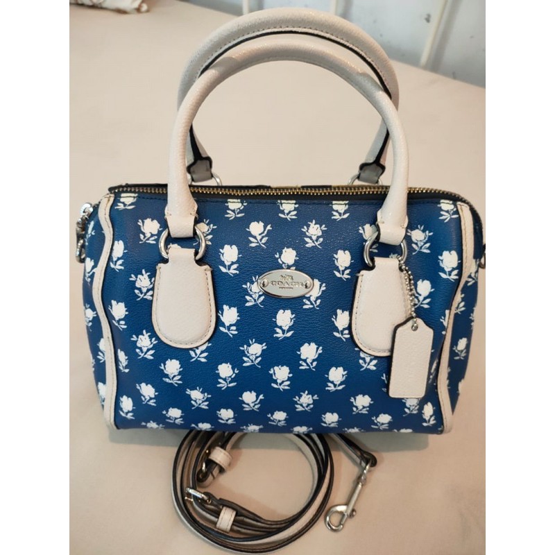 Preloved Coach mini Bennet flower