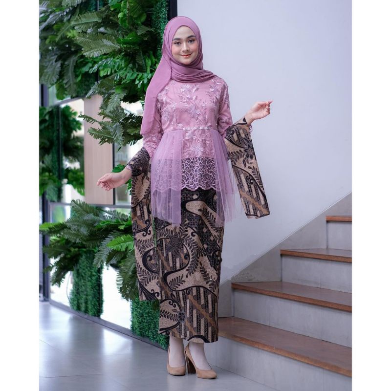 Couple Kebaya Modern Baju Wisuda Tunangan Lamaran Terbaru Baju Batik Brokat Couple