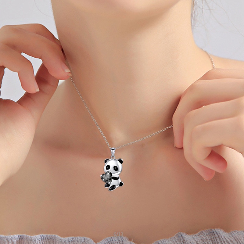 Kalung Wanita Dengan Liontin Panda Sapphire Hati Kristal Untuk Hadiah Ulang Tahun Anniversary