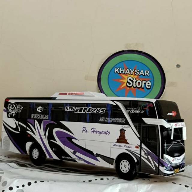 Miniatur Bus bis haryanto UNGU shd