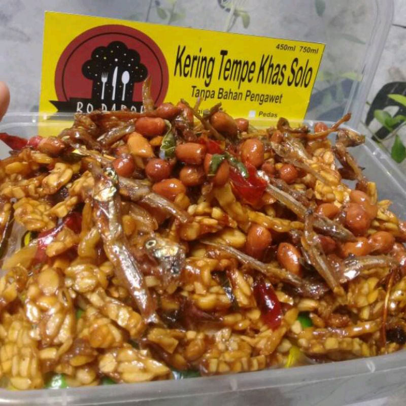 

SAMBAL BALADO KERING OREK TEMPE KACANG TERI box 400gram/ 750ml Tanpa pengawet Selalu baruu r.o dapor OLEH OLEH KOTA SOLO