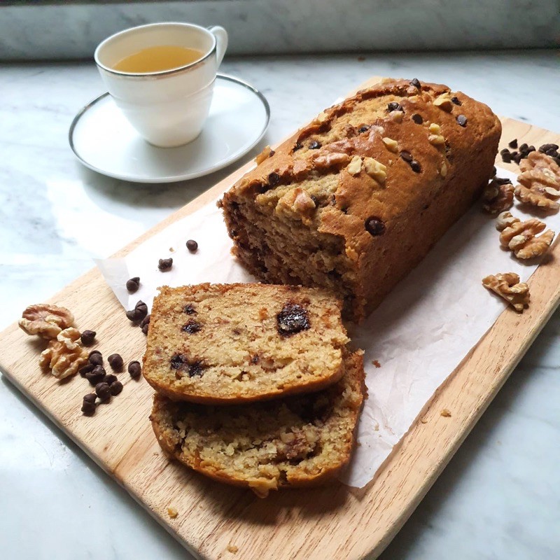 

Banana Cake dengan Choco Chip dan Walnut