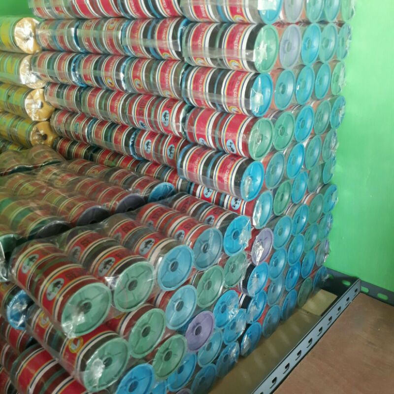 Gelasan layangan CK Semut