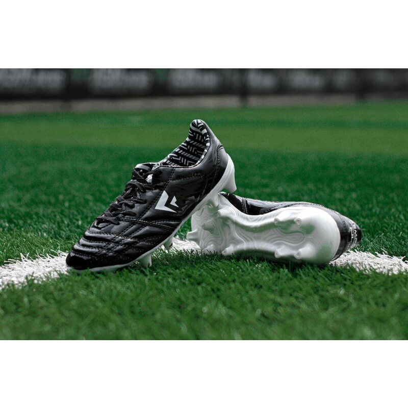 sepatu bola sevspo garuda