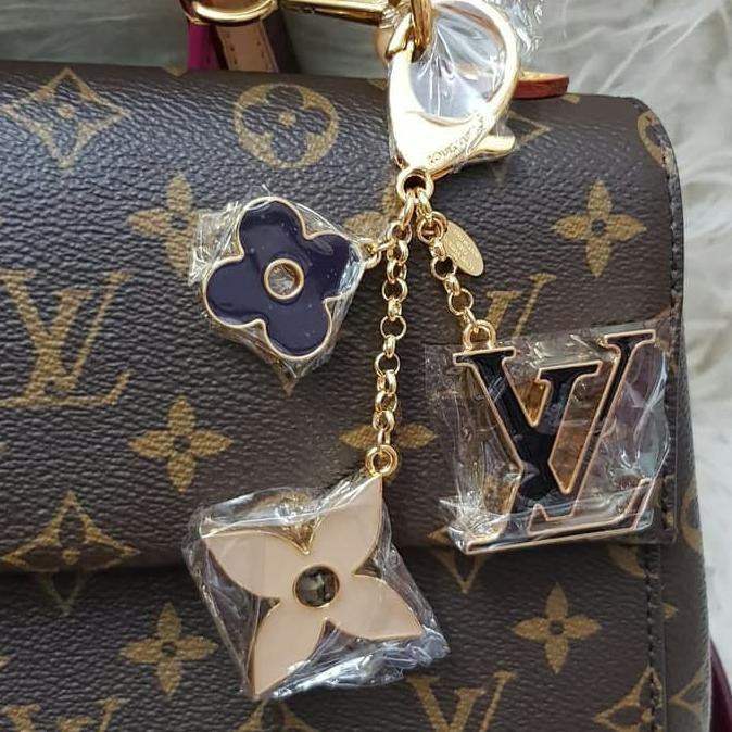 fleur facettes key holder lv bag charm mirror quality TERBATAS