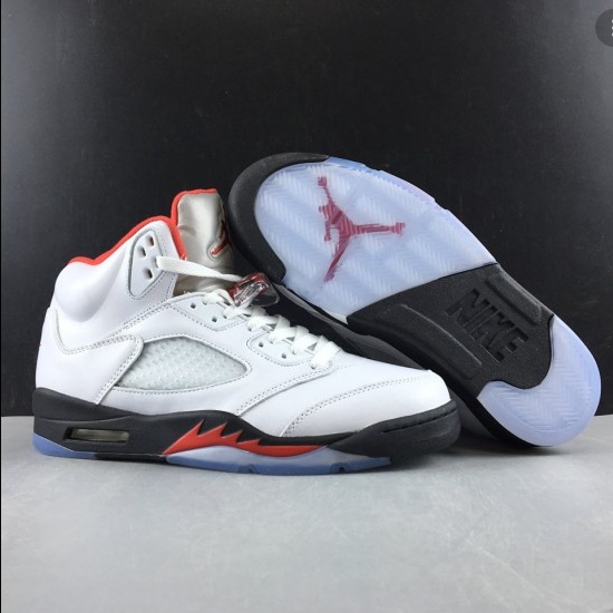 SEPATU Nike Air Jordan 5 Sz 10/44 Retro Fire Red Silver Tongue DA1911 102 BNIB ORIGINAL BASKETBALL