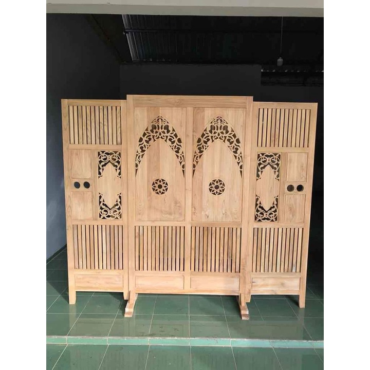 Penyekat ruangan kayu jati minimalis