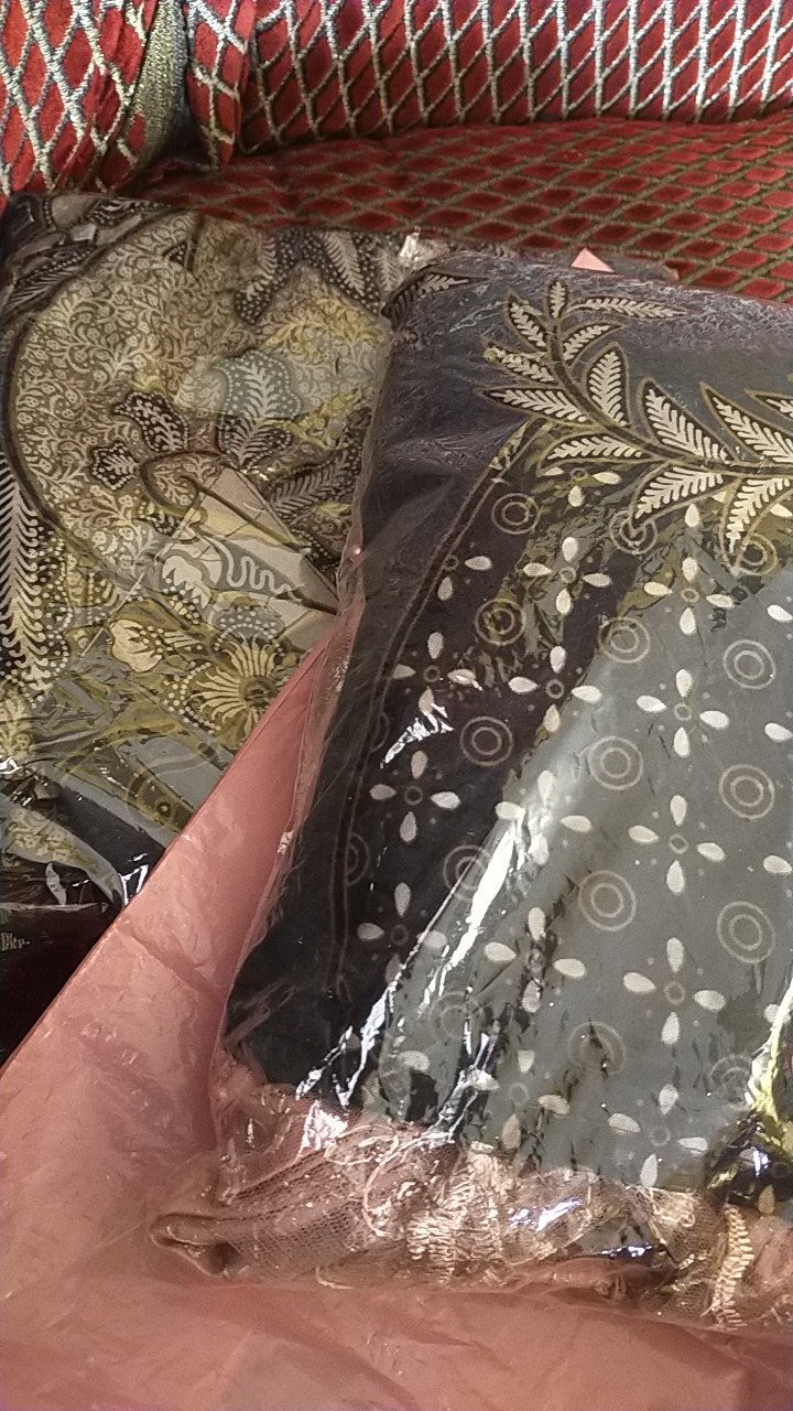 Maura Couple - Sania Ruffle Batik Couple Ori Ndoro Jowi Dnt Garansi Termurah Shopee - Couple Lesti