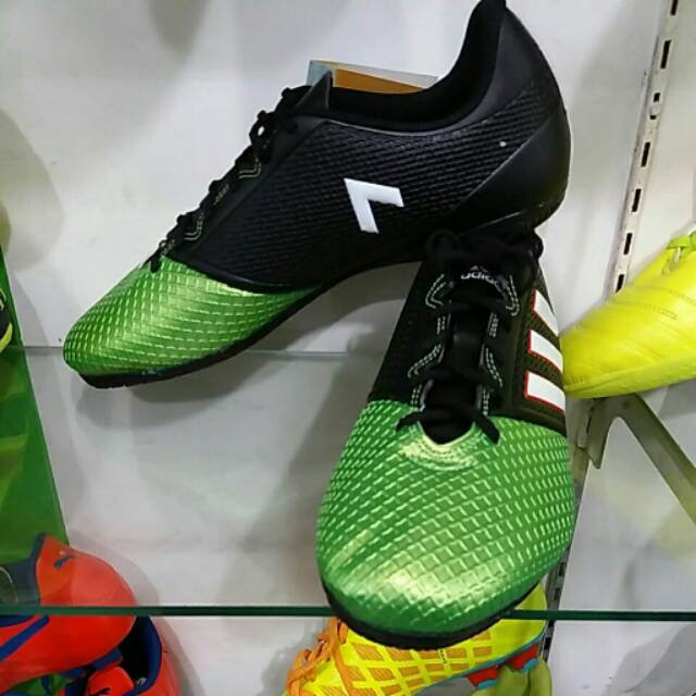 Sepatu futsal adidas 17.3 ace