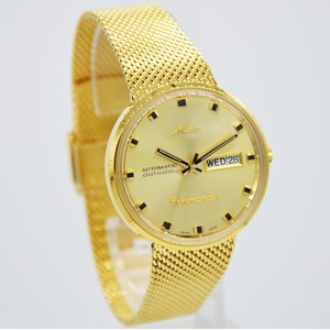 Jam Tangan Mido M8429.3.22.13 Commander 1959 Automatic Gold Dial Gold Mesh Strap