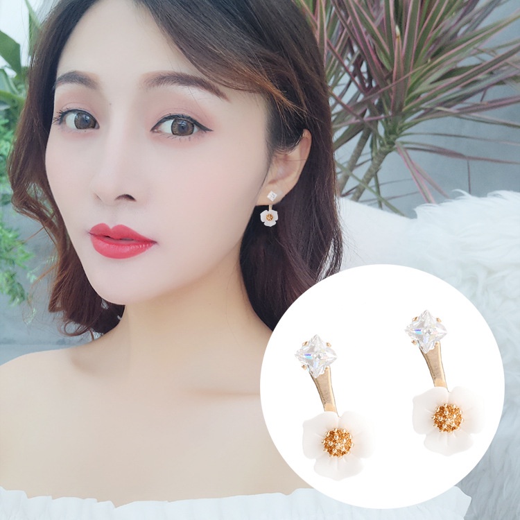 Baru Bunga anting-anting anting-anting Super Flash zirkon buatan Hari Camellia anting-anting perempu