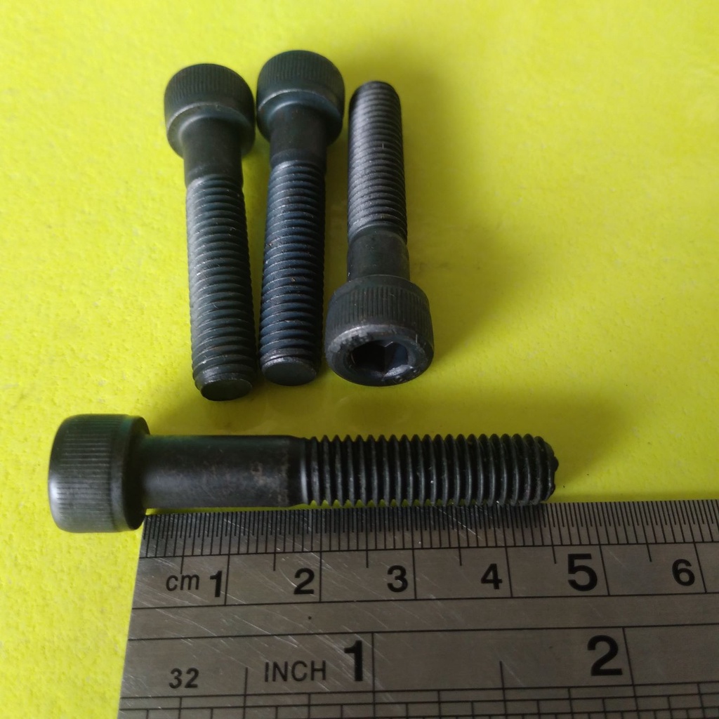 BAUT L BAJA M8 X 45 PANJANG 4,5CM / BAUT M8 / BAUT 13 KUNCI L6 / L 6 HALF DRAT / BAUT L M8 X 45 / BA