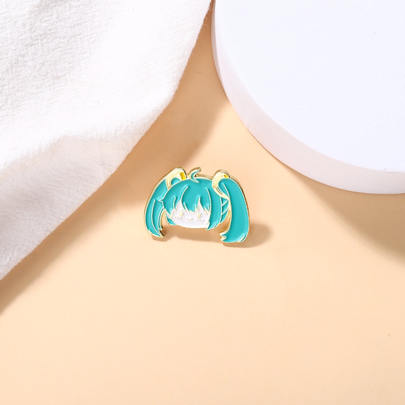 Qihebros Pin Enamel Desain Hatsune Miku Pasang Ranselpakaian