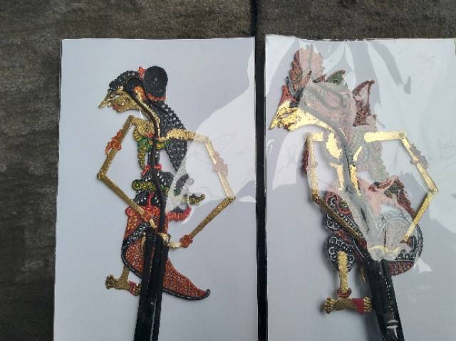 (BISA COD) SEPASANG KERAJINAN WAYANG KULIT RAMA SHINTA MINI CAPERAN SUPER HALUS UKURAN 16 x7 cm