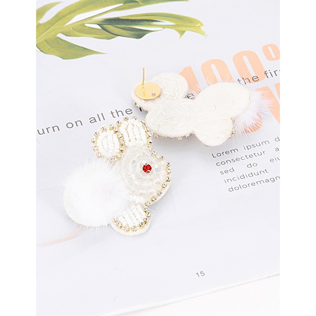 LRC Anting Tusuk Fashion White Rabbit Shape Decorated E99311