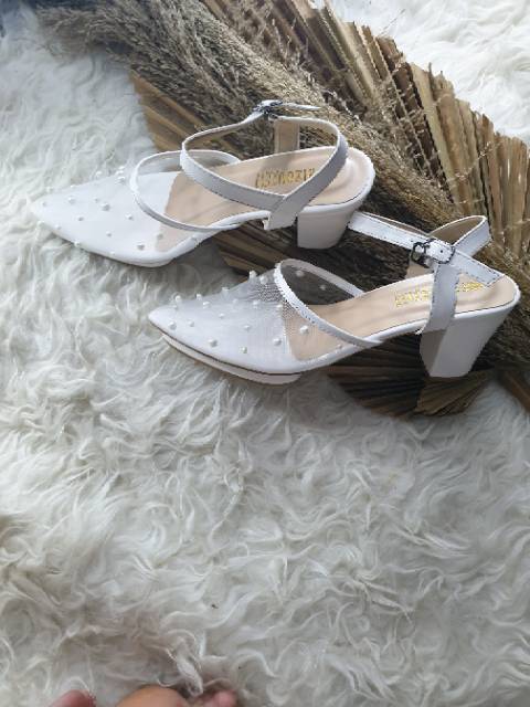 ready stok ya Sepatu high hills wanita mutiara jaring white sepatu cantik purri