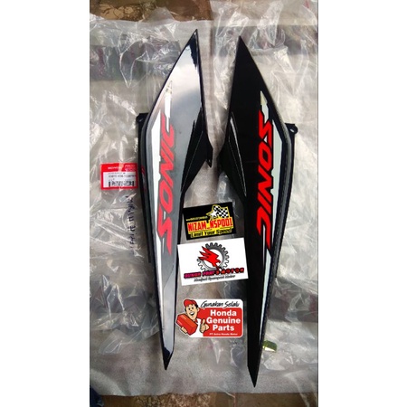 COVER BODY BELAKANG KIRI KANAN SONIC 150R HITAM GLOSY+STIKER 100% ORIGINAL AHM (ASTRA HONDA MOTOR)